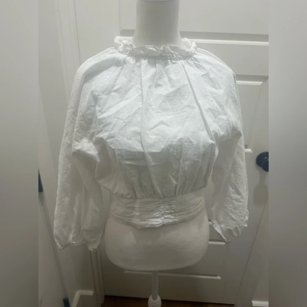 Anthropologie. Maeve Polka Dot Puff Sleeve Blouse. White. Size 2.